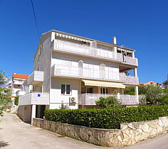 Apartmani Peranić, Novalja, otok Pag, Hrvatska - Apartments Peranic, Novalja, Island of Pag, Croatia